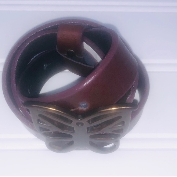 GAP KIDS Butterfly Buckle Leather Belt - Picture 5 of 9